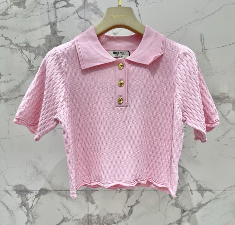 Miumiu Women 𝗠𝗜𝗨𝗠𝗜𝗨* Miu Early Spring New Metal Buckle Knitted Suit — 1:1 Replica For Sale — photo 3
