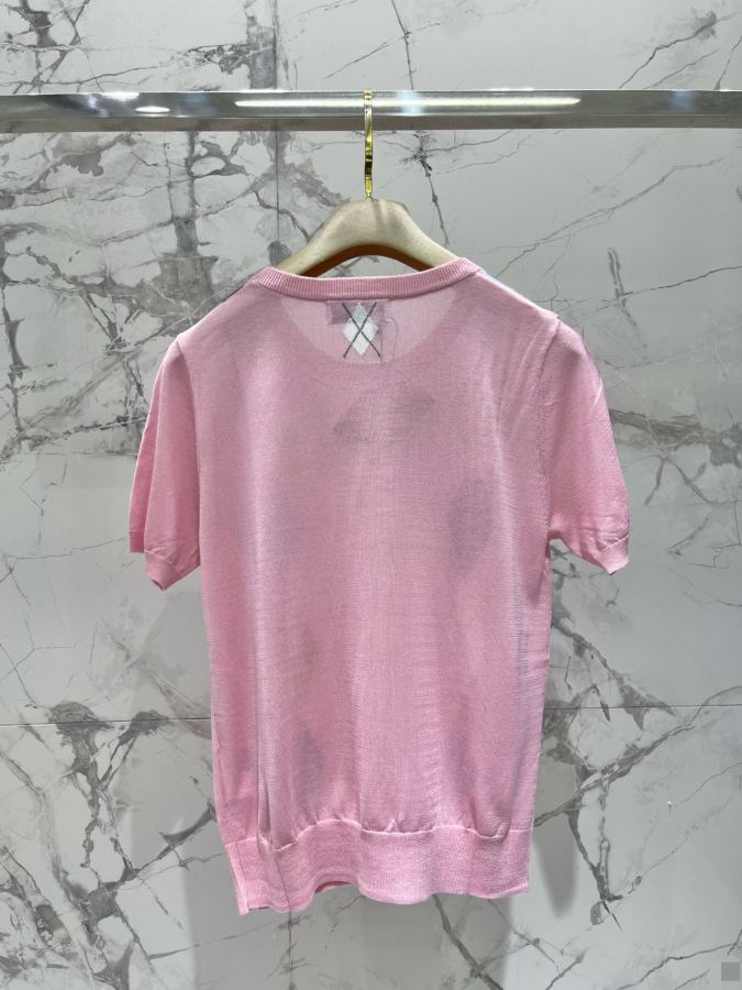 Miumiu Women 𝗠𝗜𝗨𝗠𝗜𝗨* Miu early spring retro diamond plaid knitted round neck — AAA Quality Replica — photo 9