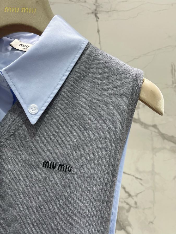 Miumiu Women 𝗠𝗜𝗨𝗠𝗜𝗨* Miu college style layered vest top two-piece knitted vest — 1:1 Replica For Sale — photo 4