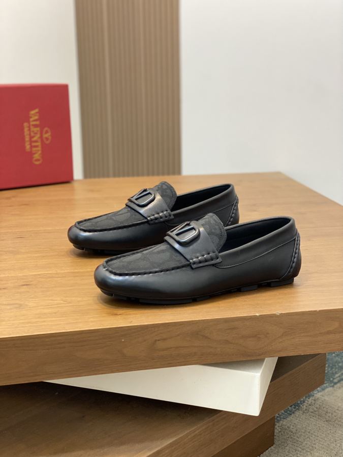 VALENTINO shoe Valentin* Men's logo — 1:1 Replica For Sale — photo 2