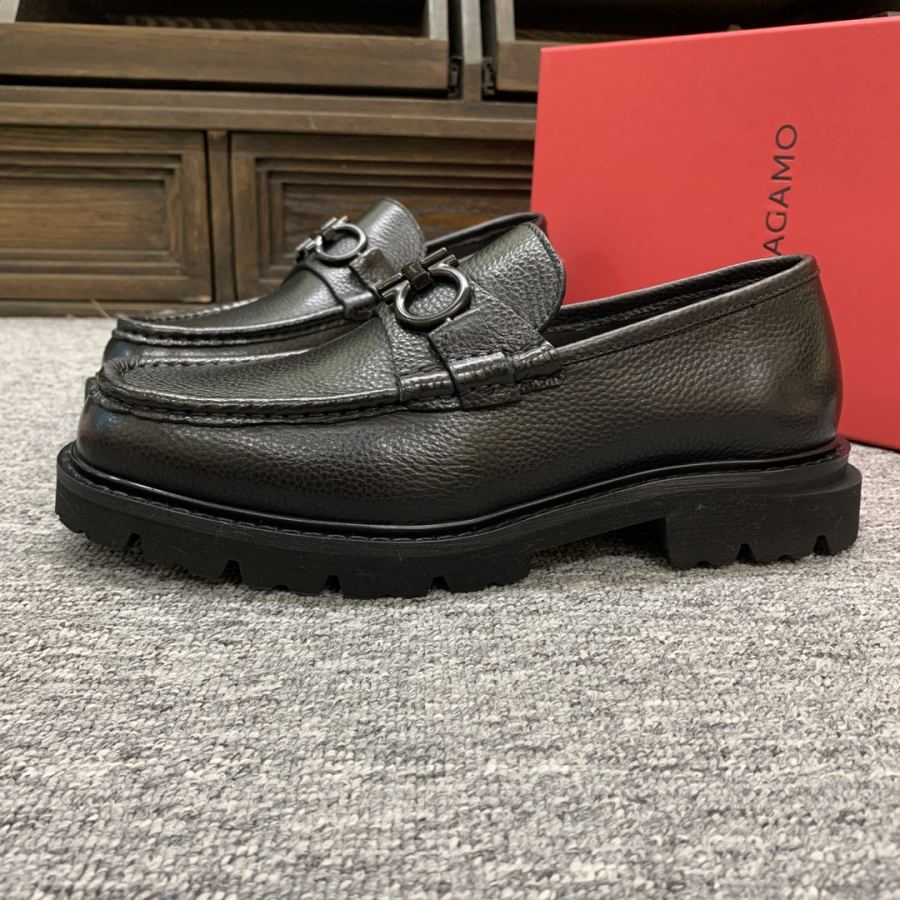 Ferragamo shoe — Premium Replica — photo 2