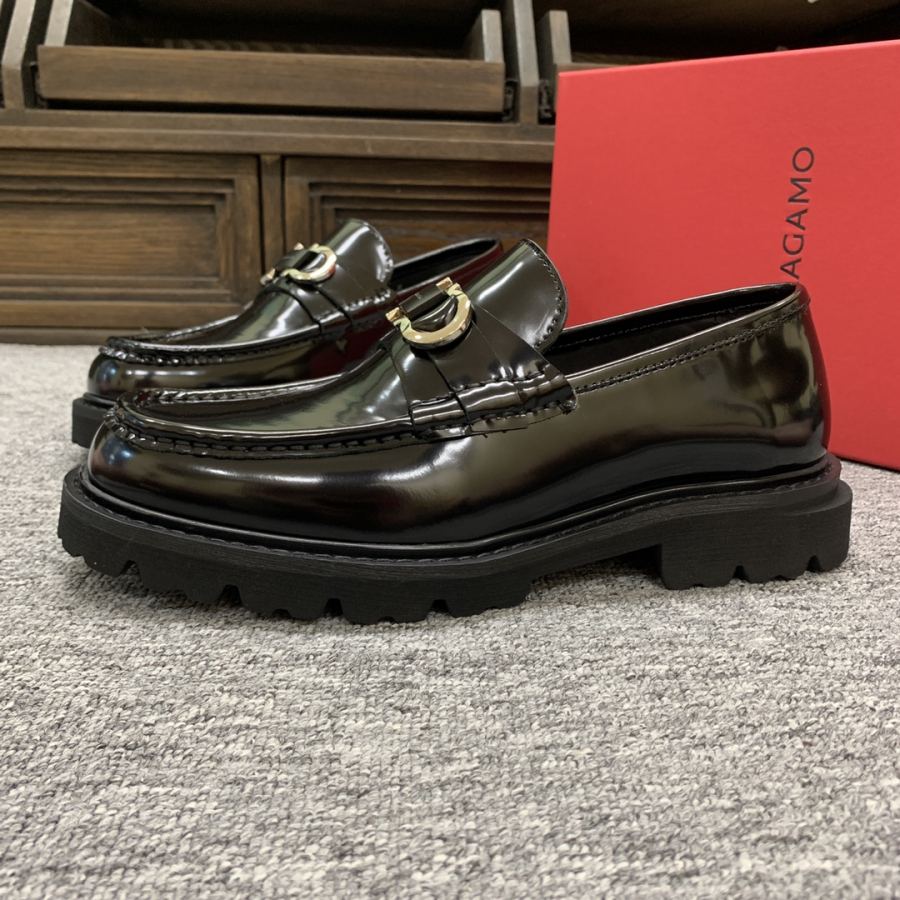 Ferragamo shoe — Premium Replica — photo 7