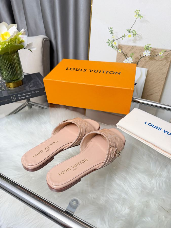 LV women's shoes Louis Vuitton 1 LV 35 42 — Premium Replica — photo 3