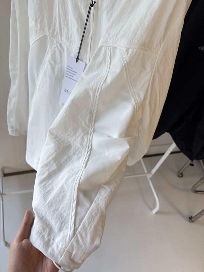 Alo Jacket Say goodbye to cheapness! The craftsmanship of this jacket puts all similar products — 1:1 Replica — photo 8