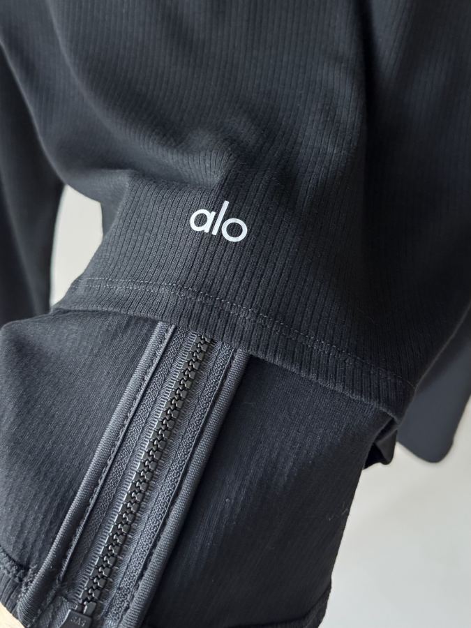 Alo Jacket [The edges of all zipper teeth are wrapped with edge strips of the same color] — AAA Quality Replica — photo 9
