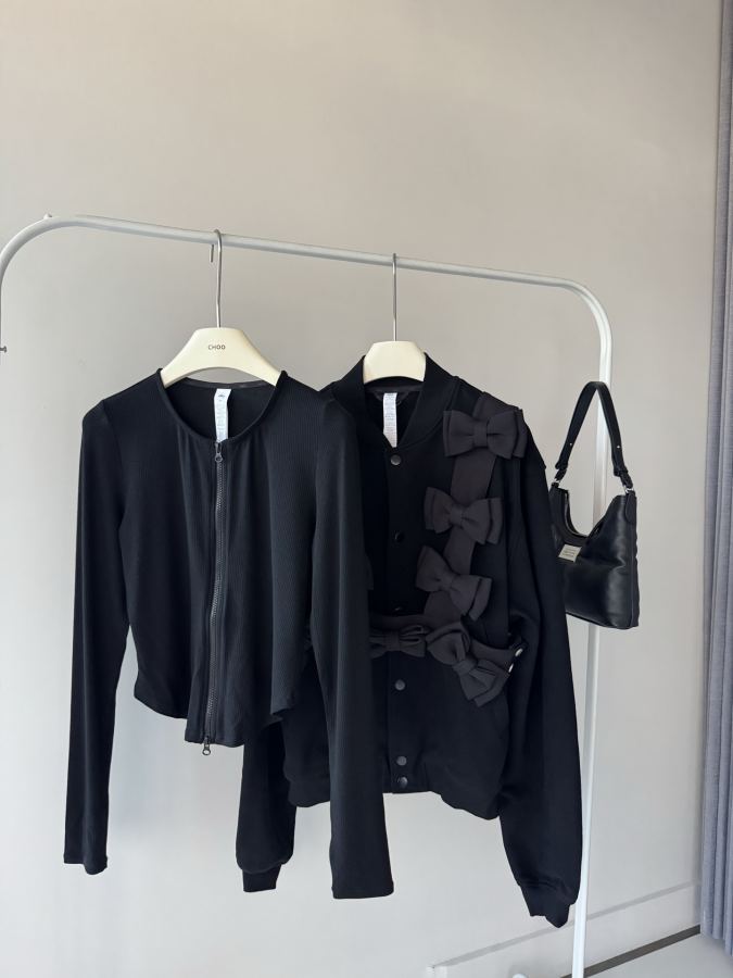 Alo Jacket [The edges of all zipper teeth are wrapped with edge strips of the same color] — AAA Quality Replica — photo 5