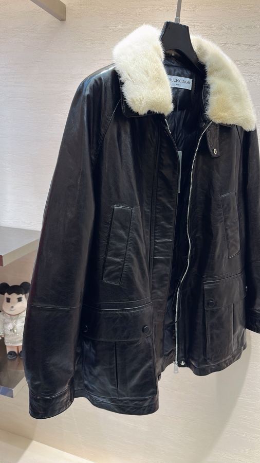 BALENCIAGA Women Balenciaga S M L XL — 1:1 Replica For Sale — photo 3