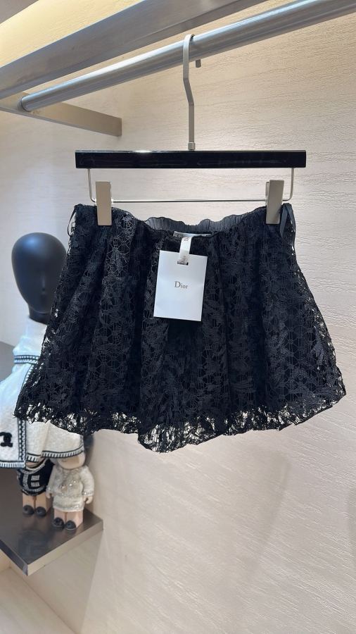 Dior Women DIOR flower bud customized water-soluble flower skirt, anti-riot pants design inside, — 1:1 Replica — photo 2