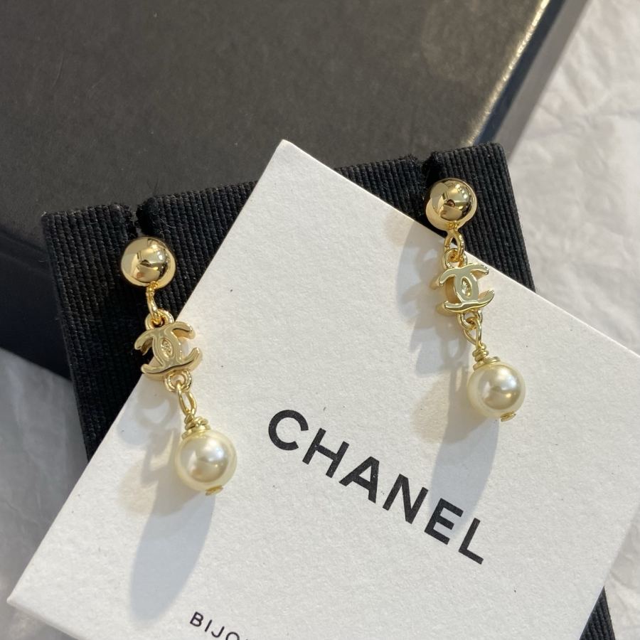 Dior Jewelry [Fragrant round ball hanging double C pearl earrings] — 1:1 Replica For Sale — photo 3