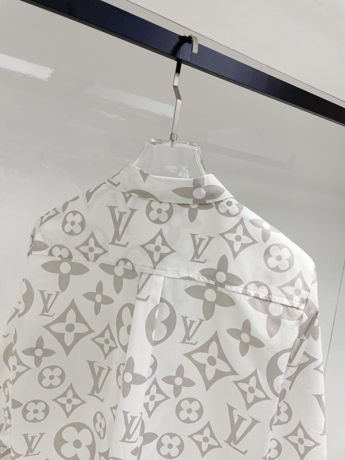 LV men Louis Vuitton LV 2026ss New M-3 XL — photo 5