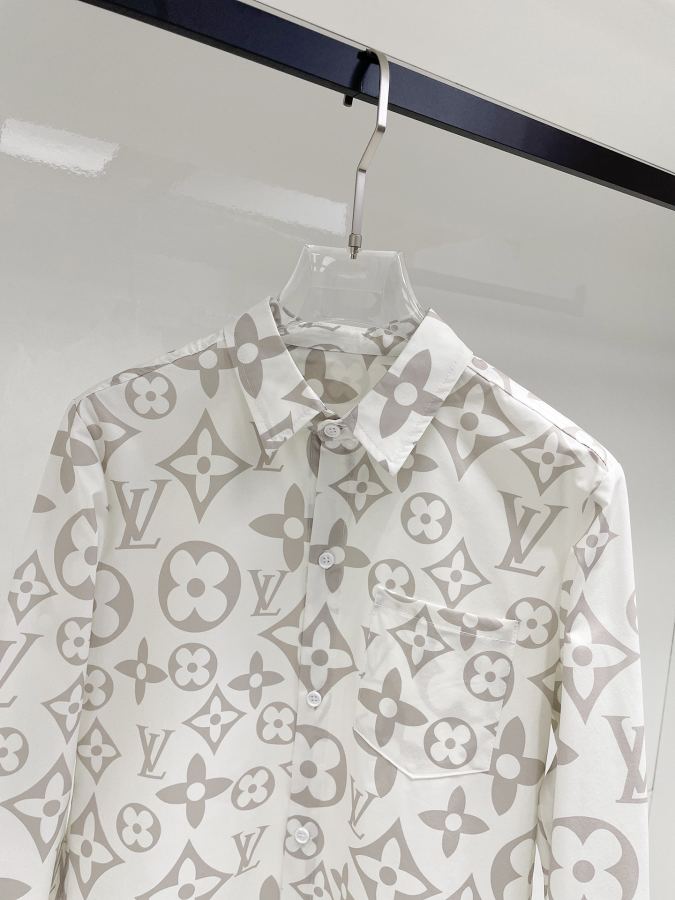 LV men Louis Vuitton LV 2026ss New M-3 XL — photo 3