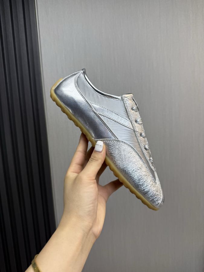 Alexander Mc Queen Women's Shoes Factory — 1:1 Replica — photo 7