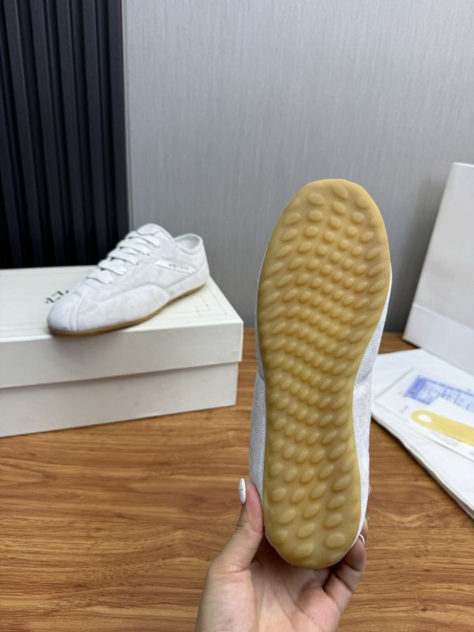 Alexander Mc Queen Women's Shoes Factory — 1:1 Replica — photo 9
