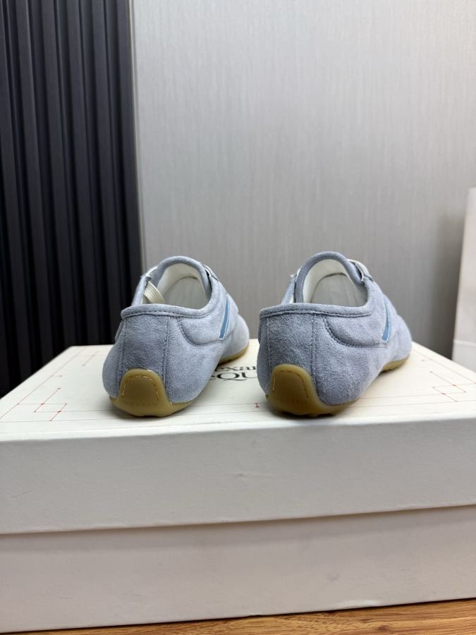 Alexander Mc Queen Women's Shoes Factory — Premium Replica — photo 5