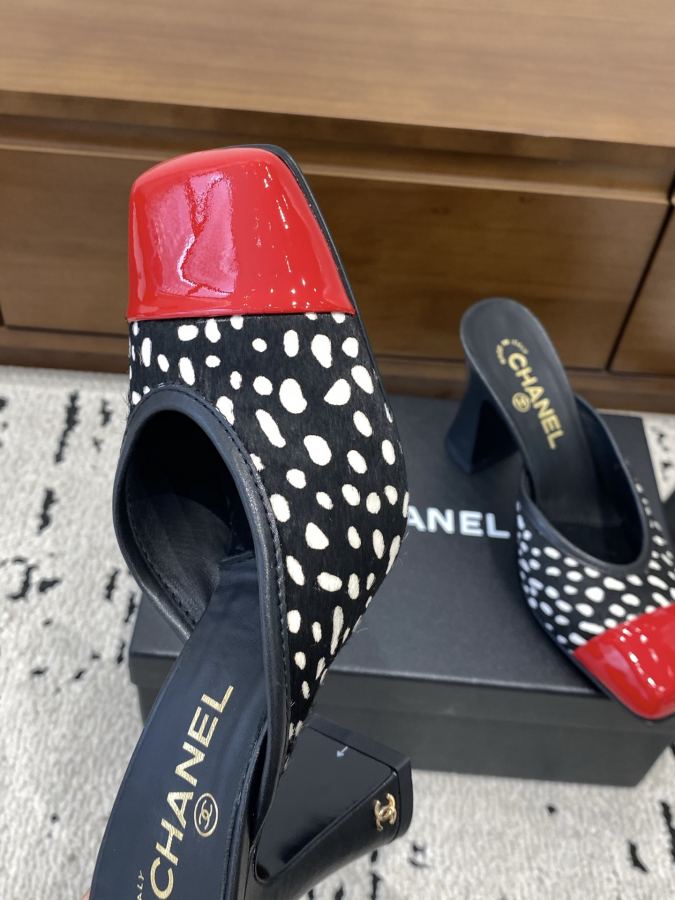 CHANEL women's shoes Xiaoxiang 2026 Early Autumn New square toe Mary Jane thick heel slippers, retro — Premium Replica — photo 7