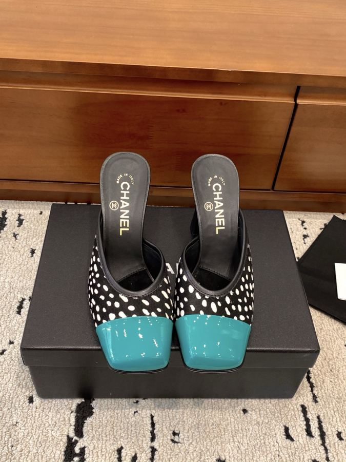 CHANEL women's shoes Xiaoxiang 2026 Early Autumn New square toe Mary Jane thick heel slippers, retro — 1:1 Replica