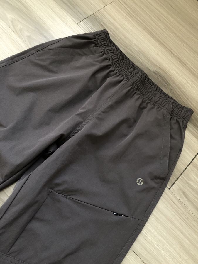 Lulu Calças masculinas Lululemon ® Athletica logo — photo 20