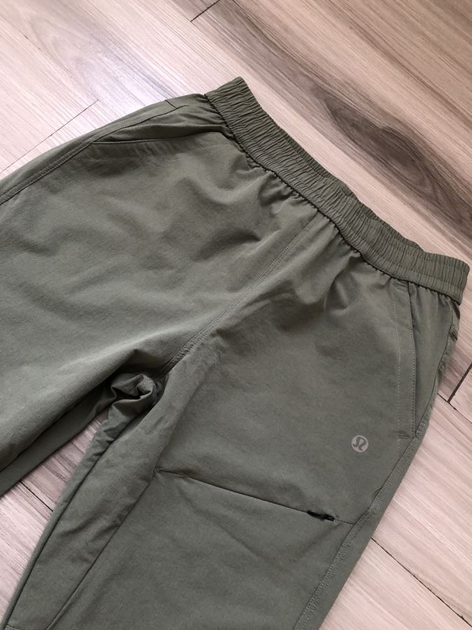 Lulu Calças masculinas Lululemon ® Athletica logo — photo 17