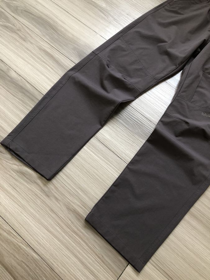 Lulu Calças masculinas Lululemon ® Athletica logo — photo 22
