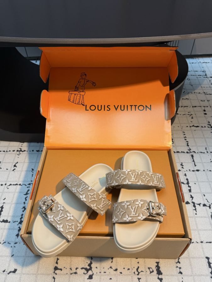 LV women's shoes Louis vuitt ss26 new arrival — 1:1 Replica For Sale — photo 4