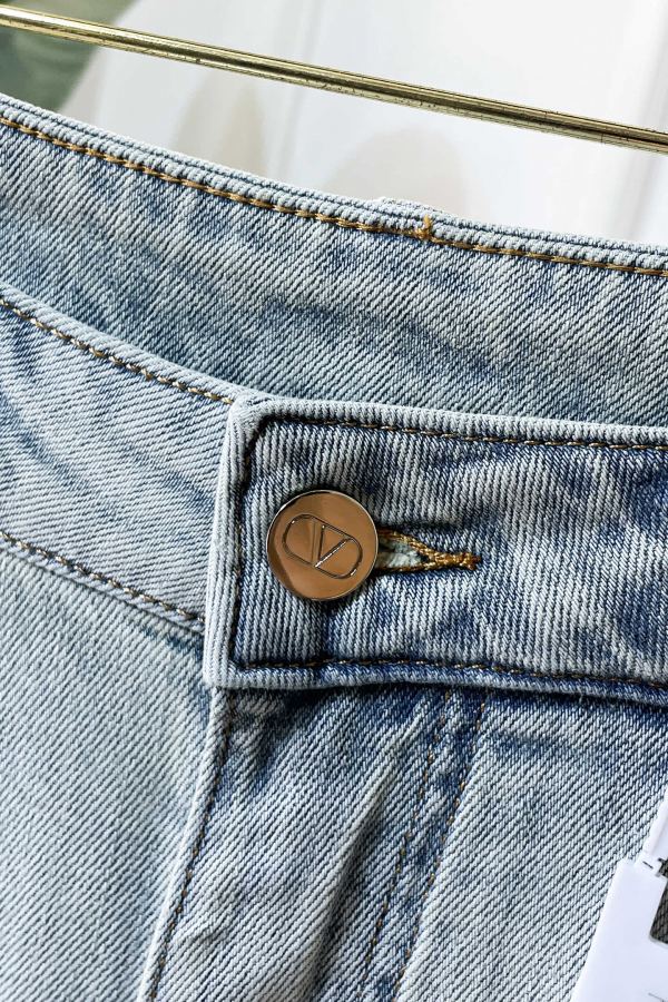 Valentino men 2026ss Spring and Summer straight jeans, Year of the Horse, imported denim, heavy — AAA Quality Replica — photo 5