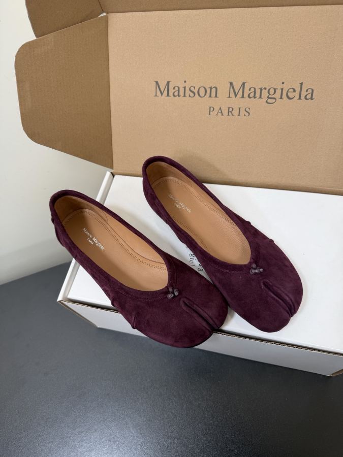 Maison margiela women's shoes Maison Margiela MM6 Tabi — 1:1 Replica — photo 2