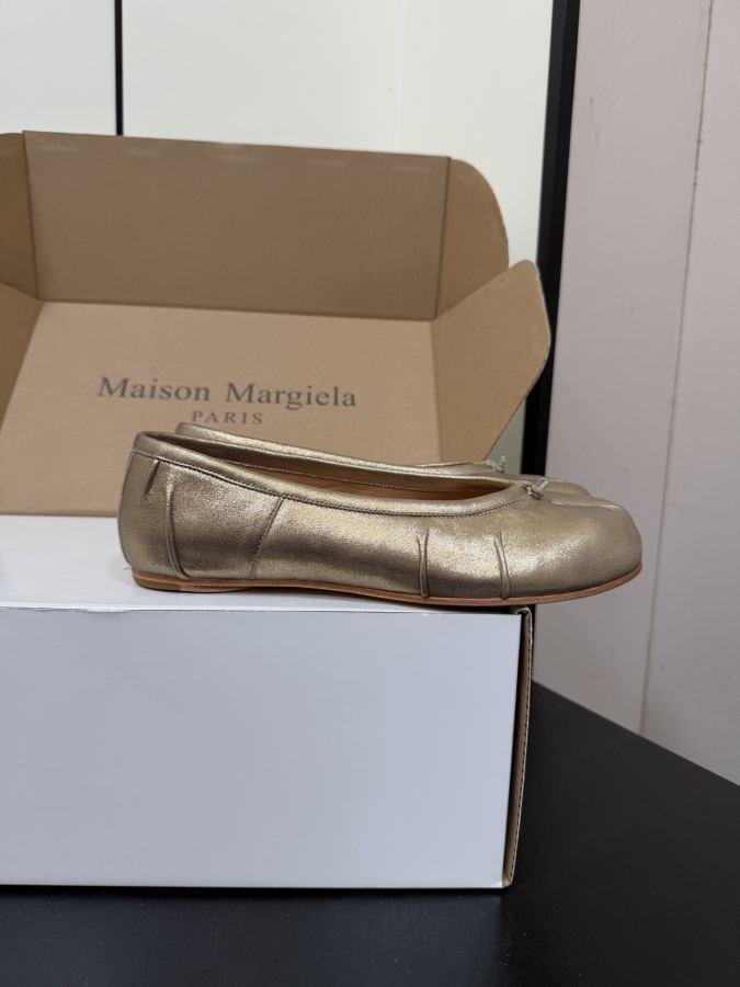 Maison margiela women's shoes Maison Margiela MM6 Tabi — Premium Replica — photo 4