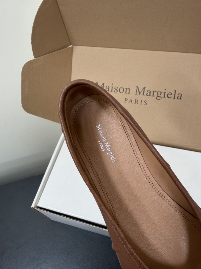 Maison margiela women's shoes Maison Margiela MM6 Tabi — AAA Quality Replica — photo 7