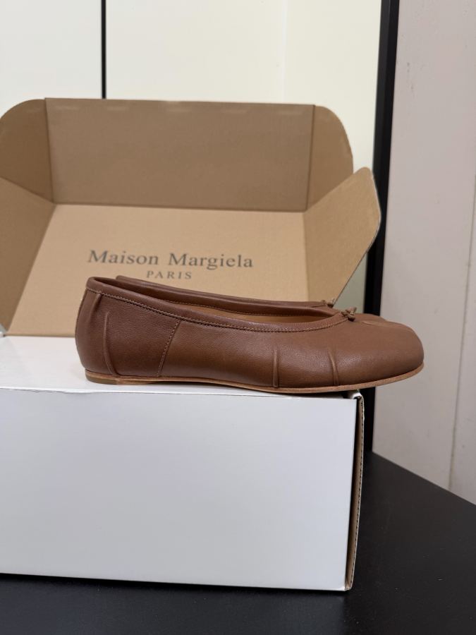 Maison margiela women's shoes Maison Margiela MM6 Tabi — AAA Quality Replica — photo 4