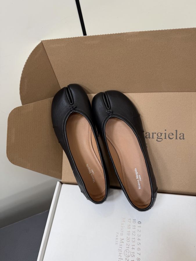 Maison margiela women's shoes Maison Margiela MM6 Tabi — AAA Quality Replica — photo 5