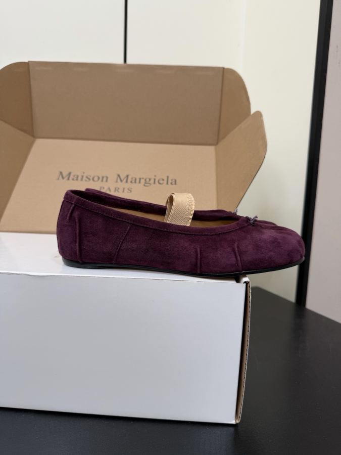 Maison margiela women's shoes Maison Margiela MM6 Tabi — 1:1 Replica — photo 4