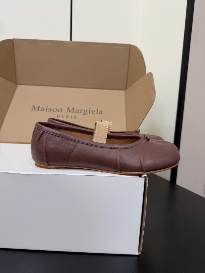 Maison margiela women's shoes Maison Margiela MM6 Tabi — Premium Replica — photo 4