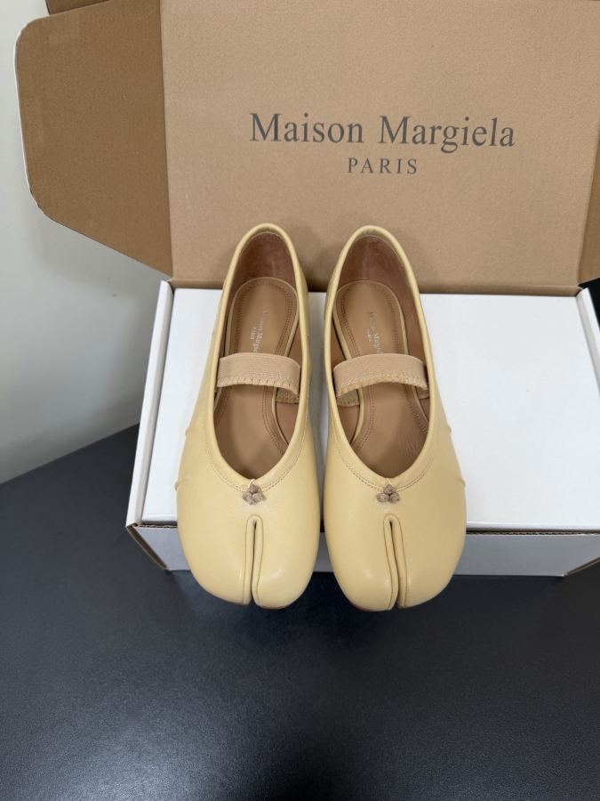 Maison margiela women's shoes Maison Margiela MM6 Tabi — AAA Quality Replica
