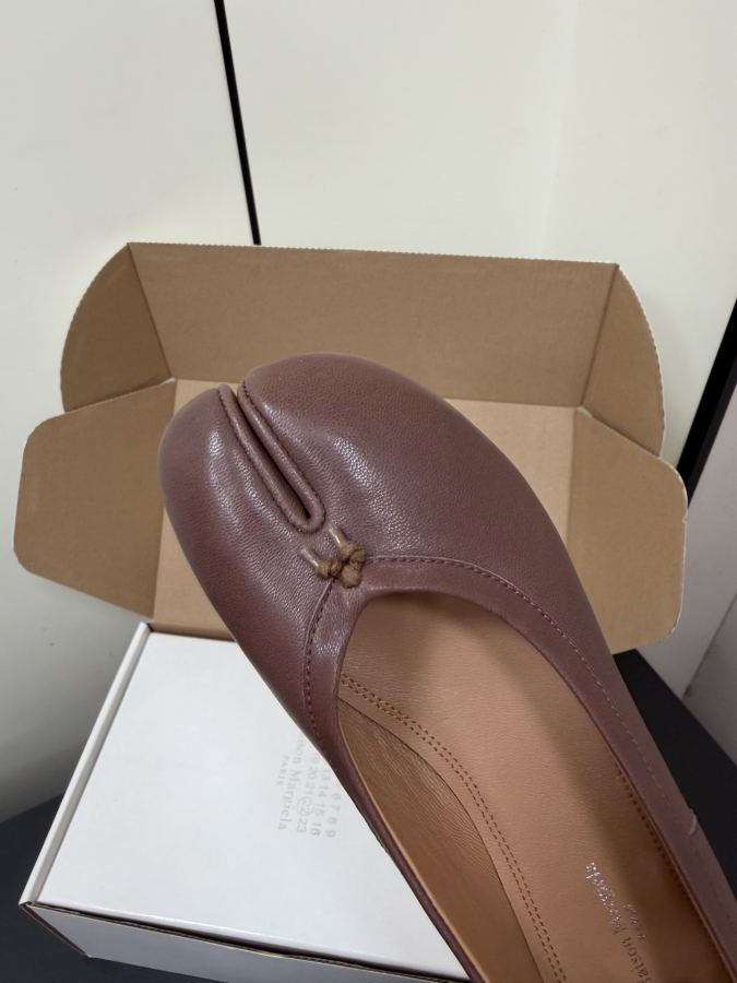 Maison margiela women's shoes Maison Margiela MM6 Tabi — 1:1 Replica For Sale — photo 6