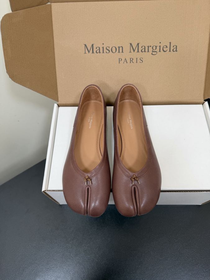 Maison margiela women's shoes Maison Margiela MM6 Tabi — 1:1 Replica For Sale