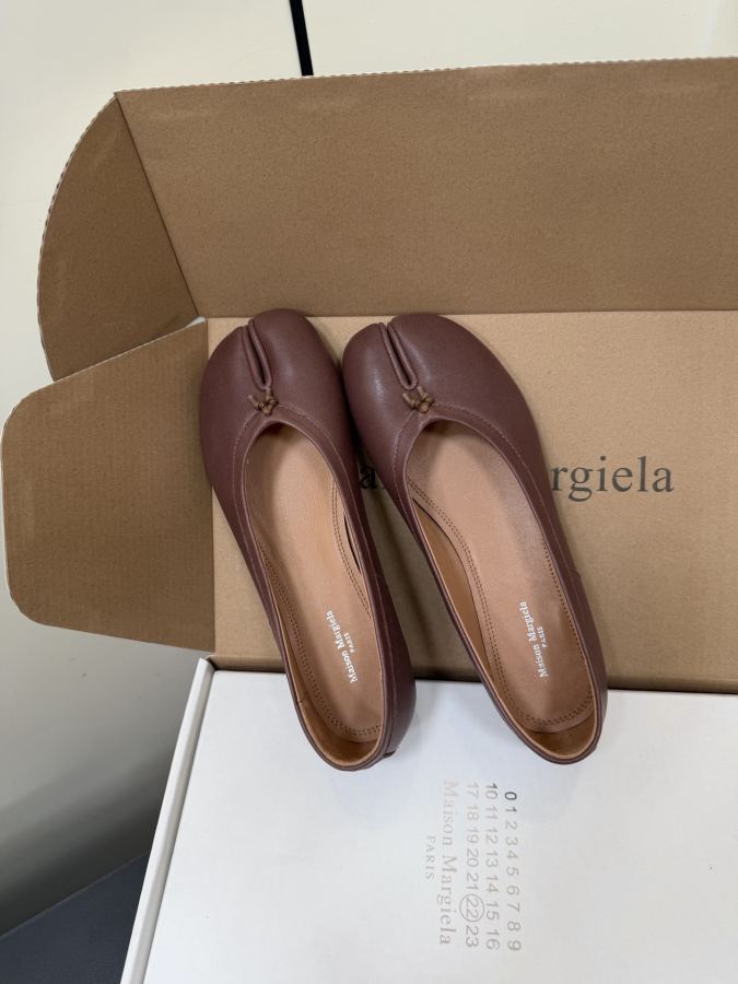 Maison margiela women's shoes Maison Margiela MM6 Tabi — 1:1 Replica For Sale — photo 5