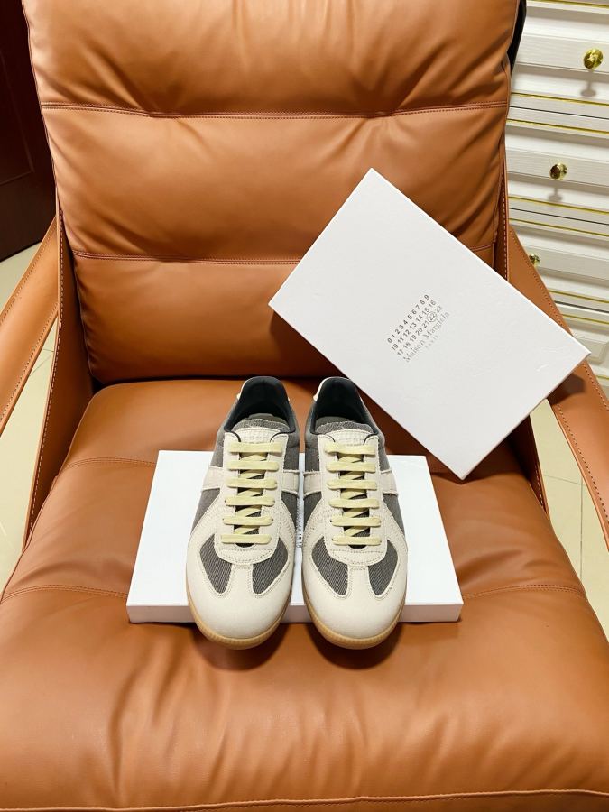 Maison margiela women's shoes Factory price, men’s size 10 — 1:1 Replica
