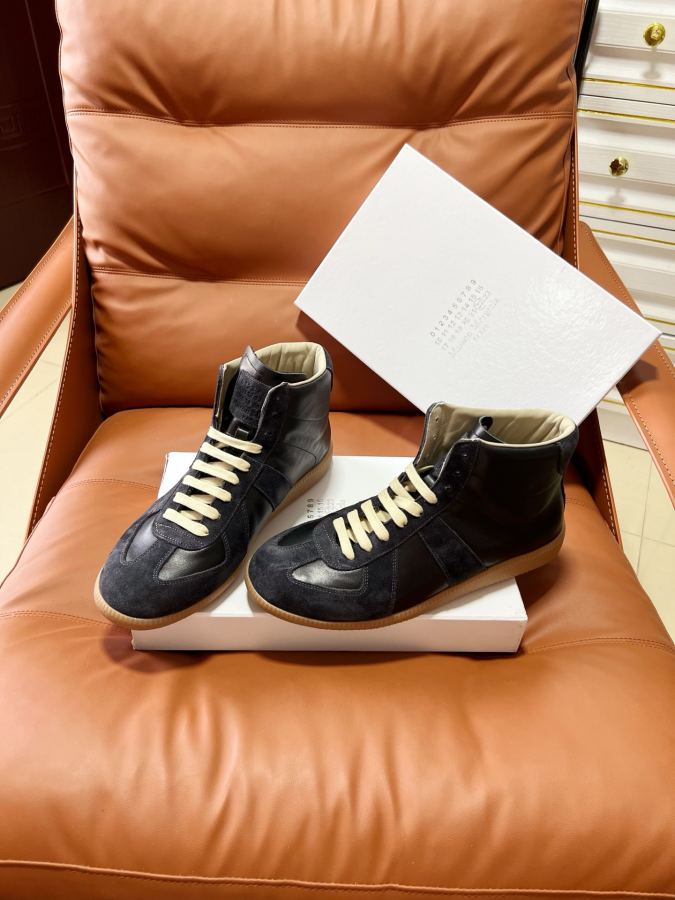 Maison margiela women's shoes Couple style high strap factory Graffiti +30 — Premium Replica — photo 2