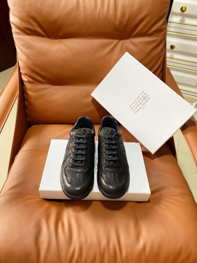 Maison margiela women's shoes Washed men’s size 10 — 1:1 Replica For Sale