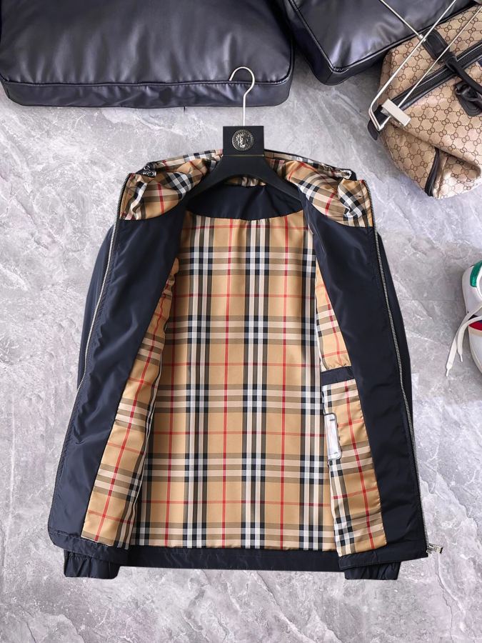 Burberry men New M-XXXL(175 140 L 200 ) — AAA Quality Replica — photo 3