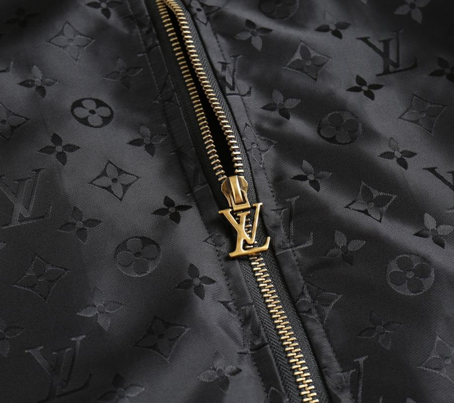 LV heren Louis Vuitton LV 2026 logo M-3 XL — photo 7