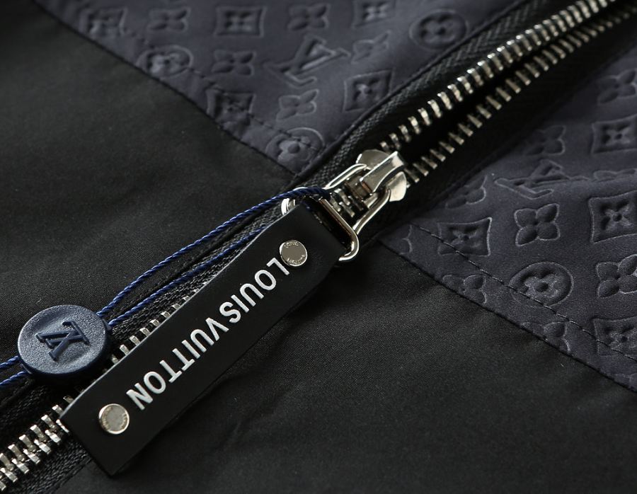 LV мужчины Louis Vuitton LV 2026 логотип M-3 XL — photo 16
