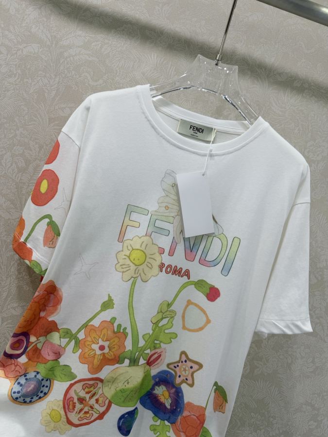 Fendi Women FEND*26 FF New Arrival T logo 3 SML — 1:1 Replica For Sale — photo 5