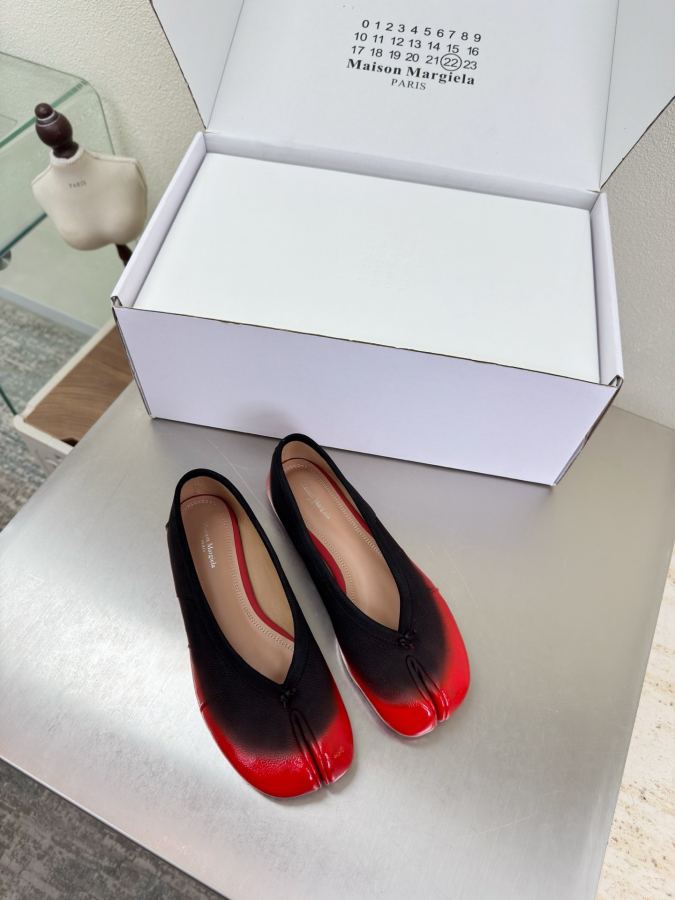 Maison margiela women's shoes Year of the Horse Little Red Shoes — Premium Replica