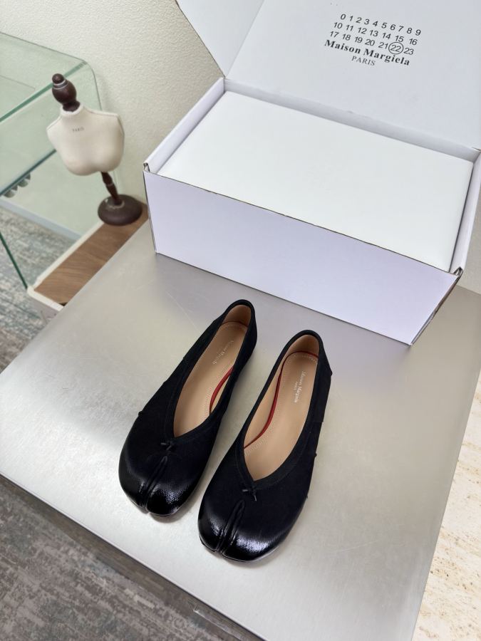 Maison margiela women's shoes Year of the Horse Little Red Shoes — AAA Quality Replica