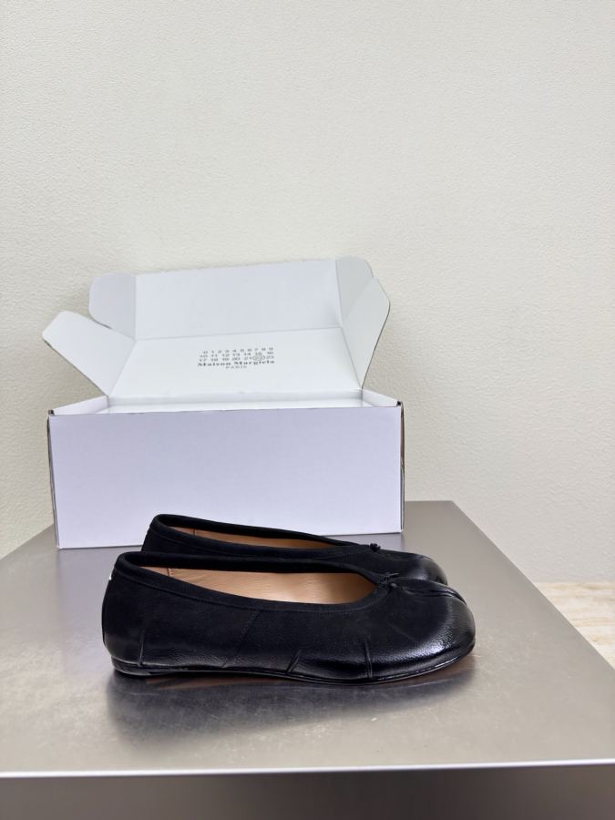 Maison margiela women's shoes Year of the Horse Little Red Shoes — AAA Quality Replica — photo 3