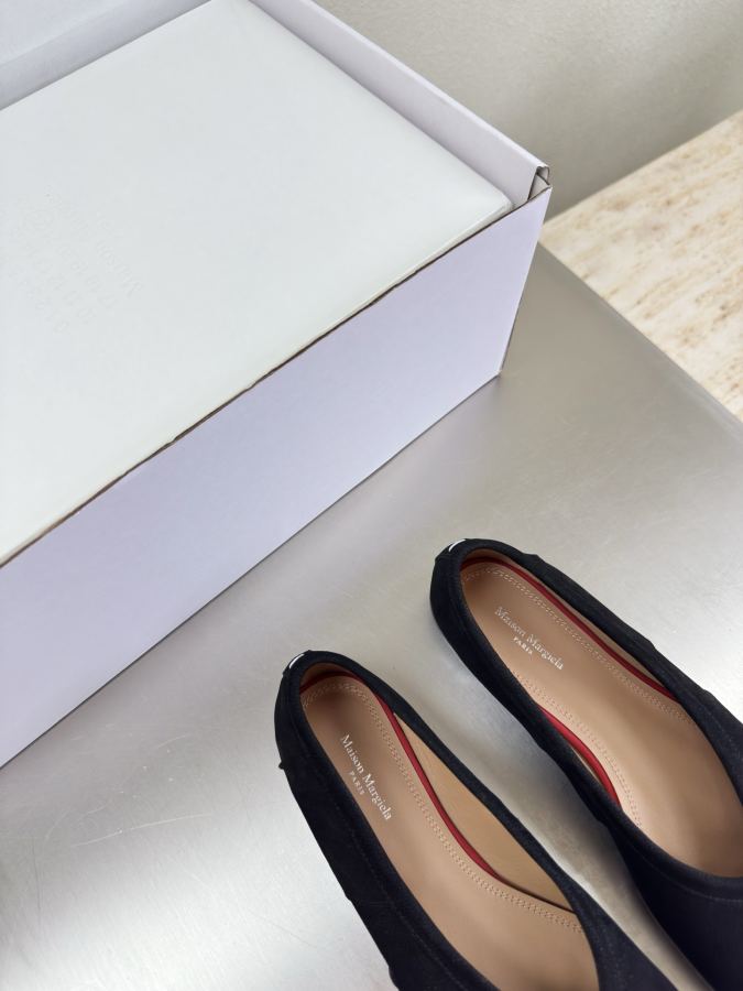 Maison margiela women's shoes Year of the Horse Little Red Shoes — AAA Quality Replica — photo 2