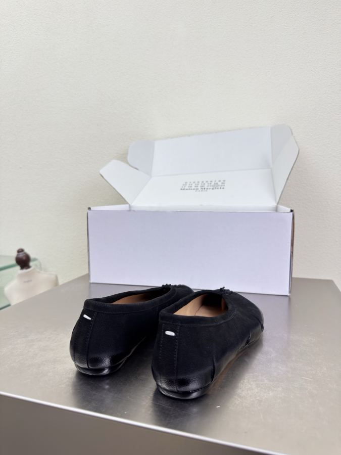 Maison margiela women's shoes Year of the Horse Little Red Shoes — AAA Quality Replica — photo 4