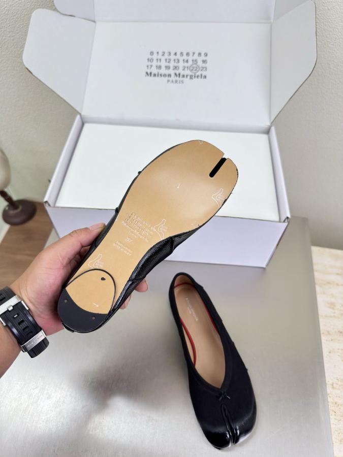 Maison margiela women's shoes Year of the Horse Little Red Shoes — AAA Quality Replica — photo 6