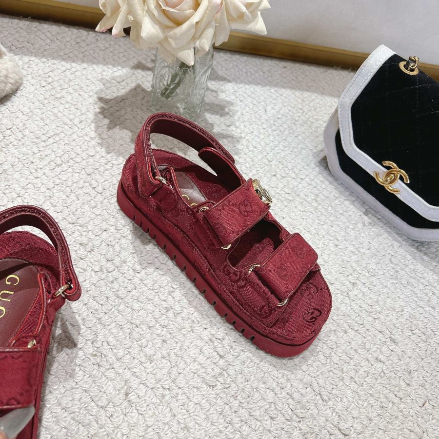Gucci women's shoes (Same price for men and women) — 1:1 Replica — photo 6